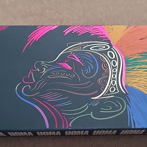 UOMA Black Magic Carnival eyeshadow Palette - Picture 16 of 16